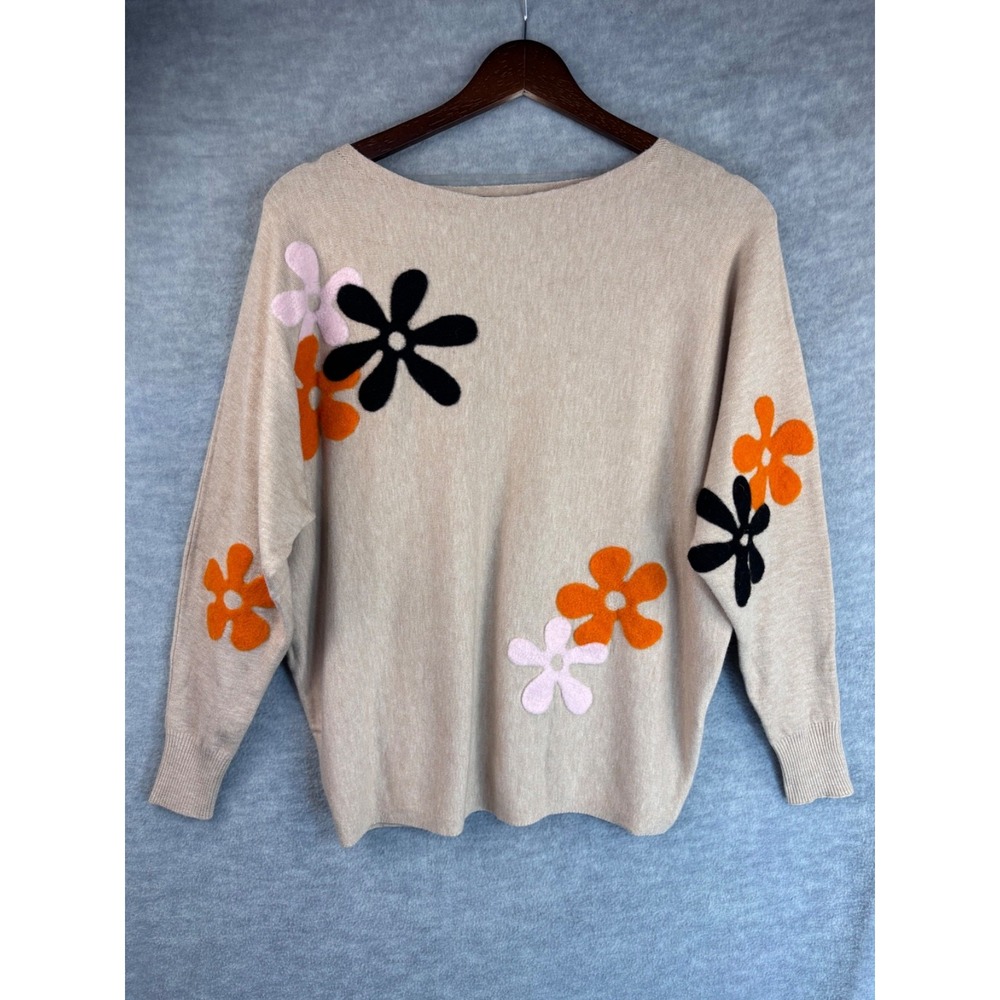 Beige Sweater S Felted Floral Appliqué Light Boho MCM  Hippie Neutral‎ Oversized - Picture 11 of 11